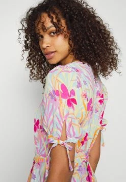 ONLY Tall ONLLINA V-NECK DRESS - Day Dress - Pastel Turquoise 13 ONLY Tall ONLLINA V-NECK DRESS - Day Dress - Pastel Turquoise -ONLY Tall Shop 008c5b09102e44c5bd6a54fc732e76b1