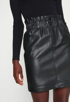 ONLY Tall ONLMAIYA MIRI SKIRT - Mini Skirt - Black -ONLY Tall Shop 049d7429bf2a4e25b20ce31c1431a3be