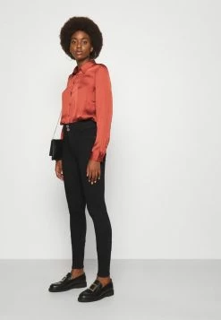 ONLY Tall ONLRAIN LIFE - Jeans Skinny Fit - Black -ONLY Tall Shop 08ba1ea75247493484e6f93a6a982e11