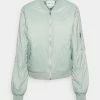 ONLY Tall ONLJENNA - Bomber Jacket - Chinois Green
