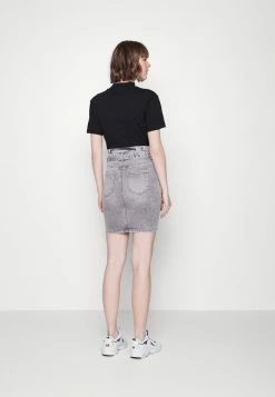 ONLY Tall ONLHUSH LIFE MID PAPERBAG SKIRT - Mini Skirt - Medium Grey Denim -ONLY Tall Shop 0ad0e5ce0e7147dfbca37bb852730e2b