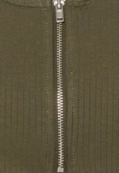 ONLY Tall ONLKAYLEE LIFE ZIP - Long Sleeved Top - Kalamata -ONLY Tall Shop 0c220dcf0b6e4cebaebe3875782f86dd