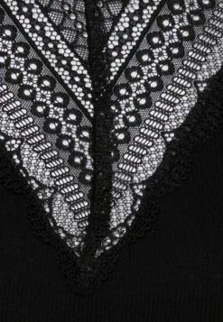 ONLY Tall ONLTILDE HIGHNECK - Long Sleeved Top - Black -ONLY Tall Shop 0c44a7e6422e49b8bc21d9b09a1b3424