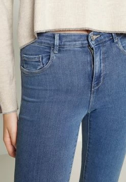 ONLY Tall ONLRAIN LIFE MID SLIM - Slim Fit Jeans - Medium Blue -ONLY Tall Shop 0de0c0d9436e42beb450c925e913dad3