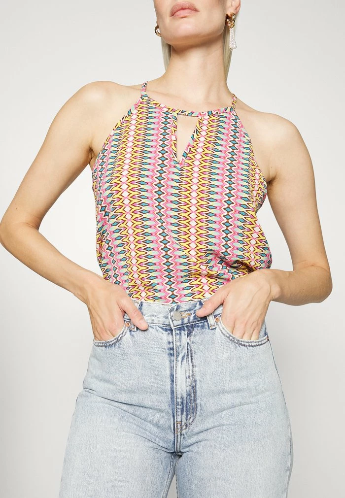 ONLY Tall ONLNOVA LUX KEYHOLE - Top - Solar Power 9 ONLY Tall ONLNOVA LUX KEYHOLE - Top - Solar Power - Image 7