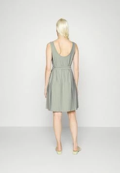 ONLY Tall ONLNIDA DRESS - Jersey Dress - Desert Sage -ONLY Tall Shop 106ff2aea53f4e499c43234f60238171