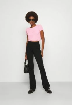 ONLY Tall ONLELORAVIKA FLARE PANT - Trousers - Black 9 ONLY Tall ONLELORAVIKA FLARE PANT - Trousers - Black -ONLY Tall Shop 1289c9989b74476cbe161500050cab69