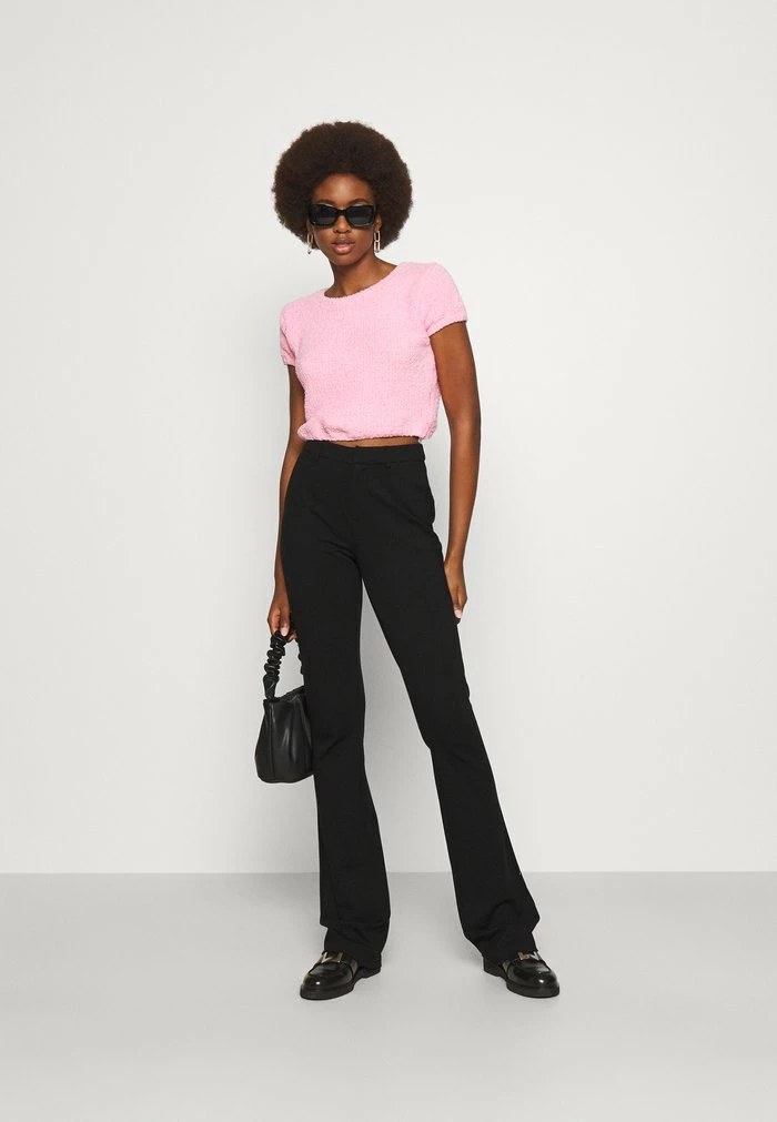 ONLY Tall ONLELORAVIKA FLARE PANT - Trousers - Black 4 ONLY Tall ONLELORAVIKA FLARE PANT - Trousers - Black - Image 2