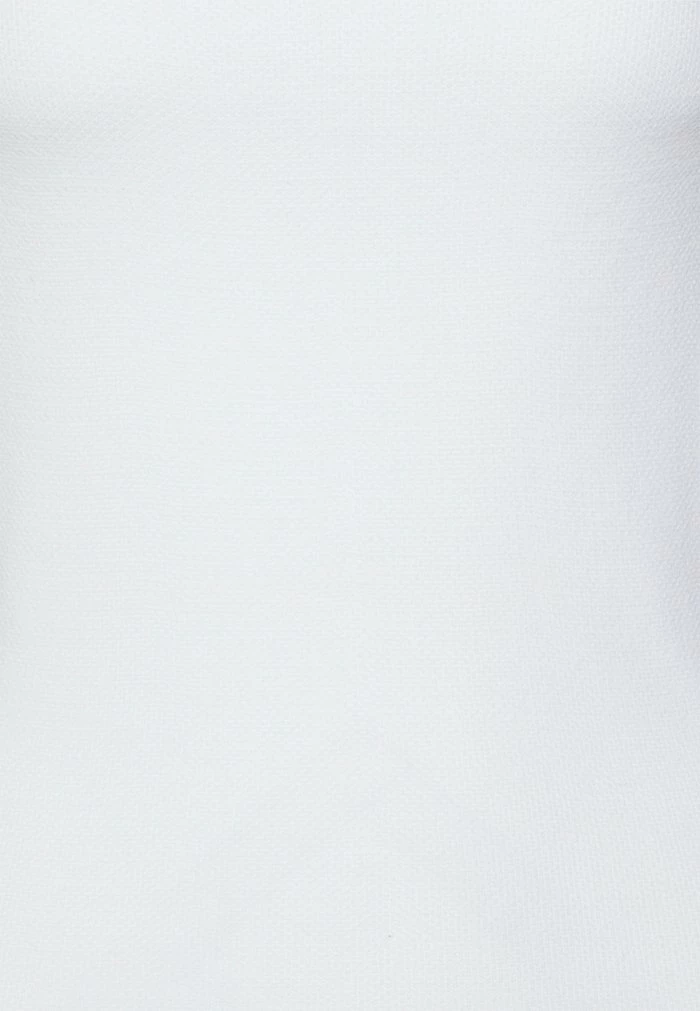 ONLY Tall ONLKENDRA - Basic T-shirt - Cloud Dancer 5 ONLY Tall ONLKENDRA - Basic T-shirt - Cloud Dancer - Image 3