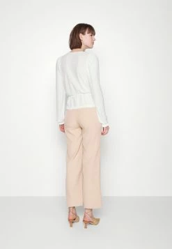 ONLY Tall ONLSTEFFIE - Jumper - Cloud Dancer -ONLY Tall Shop 149fed2ebaaf4d229fcea0b3eeba9a4c