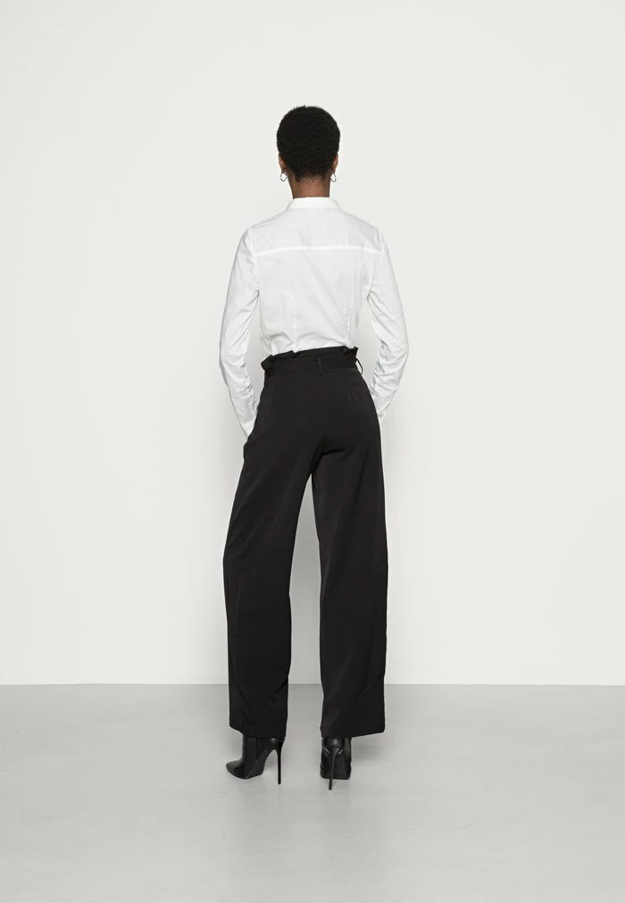 ONLY Tall ONLAMINTA-GRACIE WIDE PAN - Trousers - Black 5 ONLY Tall ONLAMINTA-GRACIE WIDE PAN - Trousers - Black - Image 3