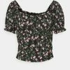 ONLY Tall ONLPELLA V NECK - Print T-shirt - Black/flowering Vines -ONLY Tall Shop 191bc625e9534aff8ee794ecc364e503