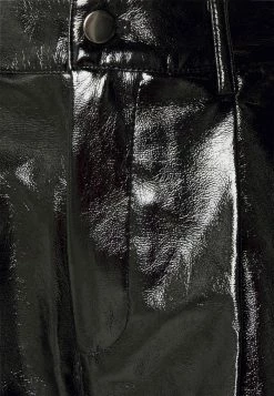 ONLY Tall ONLBAILEY GLAZED PANTS - Trousers - Black -ONLY Tall Shop 1d6b45115f764281b41cef100831a4d4