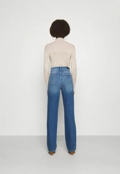 ONLY Tall ONLMILOH LIFE - Relaxed Fit Jeans - Light Medium Blue Denim -ONLY Tall Shop 1ed84ec09af947829af48c9dc00bb675