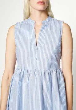 ONLY Tall ONLANNA HIGH LOW - Top - Blue-grey/off-white -ONLY Tall Shop 1fec7ab9f03f4cdfbc61fe5dc6c57ba5