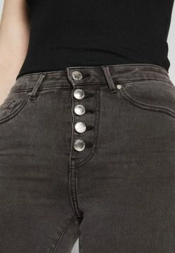 ONLY Tall ONLROYAL FLY ACID - Jeans Skinny Fit - Black Denim -ONLY Tall Shop 20cd6e16f3784bc1844c911d8fc13fba