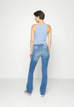 ONLY Tall ONLBLUSH MID - Flared Jeans - Medium Blue 9 ONLY Tall ONLBLUSH MID - Flared Jeans - Medium Blue -ONLY Tall Shop 20fdd2d187c842afb7801353e81c0e52