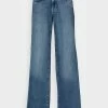 ONLY Tall ONLHOPE WIDE - Relaxed Fit Jeans - Medium Blue Denim -ONLY Tall Shop 22e859b8f13548688c3b047324c1a273
