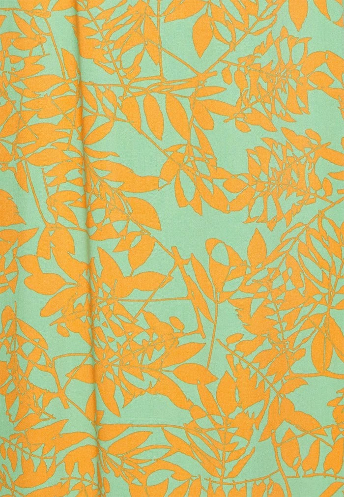 ONLY Tall ONLALMA LIFE KEYHOLE - Blouse - Vibrant Green 5 ONLY Tall ONLALMA LIFE KEYHOLE - Blouse - Vibrant Green - Image 3