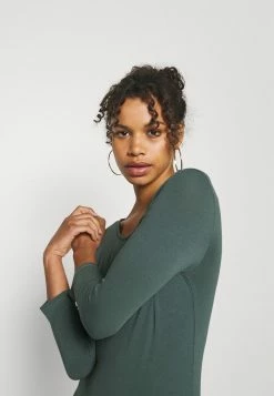 ONLY Tall ONLLIVE LOVE - Long Sleeved Top - Balsam Green 11 ONLY Tall ONLLIVE LOVE - Long Sleeved Top - Balsam Green -ONLY Tall Shop 2570ab6b3fd04bd5a97f60c9a85a8a63