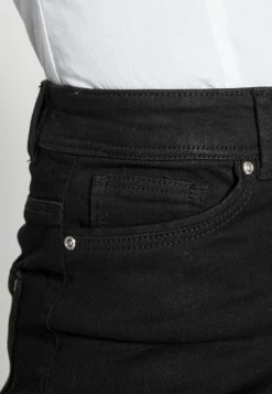 ONLY Tall ONLWAUW LIFE FLARE - Flared Jeans - Black Denim -ONLY Tall Shop 2817c8c624a648e98b21eaf17a7f1f19