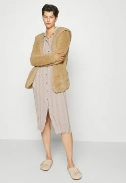 ONLY Tall ONLNEWCONTACT - Winter Coat - Cuban Sand -ONLY Tall Shop 281a36edcb344be1bc534e7116dcc05b