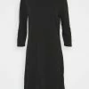 ONLY Tall ONLBRILLIANT DRESS - Jersey Dress - Black -ONLY Tall Shop 2a41021fe21147108ad37a07d8e46b58