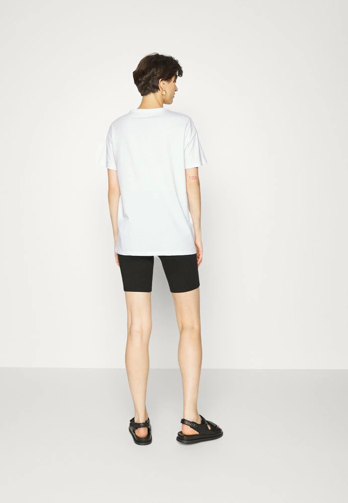 ONLY Tall ONLBEAR OVERSIZE - Print T-shirt - Bright White 5 ONLY Tall ONLBEAR OVERSIZE - Print T-shirt - Bright White - Image 3