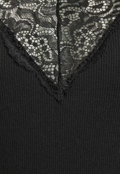 ONLY Tall ONLOLIVIA - Top - Black -ONLY Tall Shop 2d32ce49fab547448859720d57cb00b3