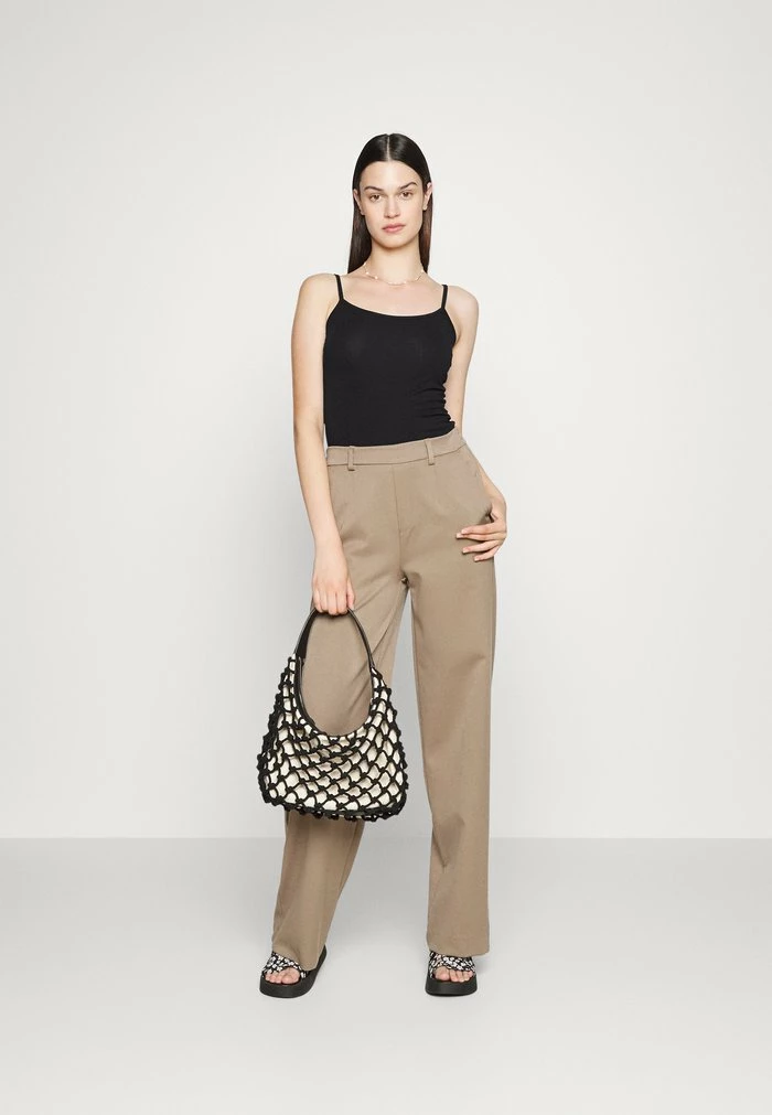 ONLY Tall ONLLOVE SINGLET 2 PACK - Top - Black 4 ONLY Tall ONLLOVE SINGLET 2 PACK - Top - Black - Image 2