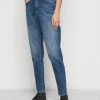 ONLY Tall ONLVENEDA LIFE MOM - Relaxed Fit Jeans - Dark Blue Denim -ONLY Tall Shop 30921eb216324f4f9ca87b29f050812a