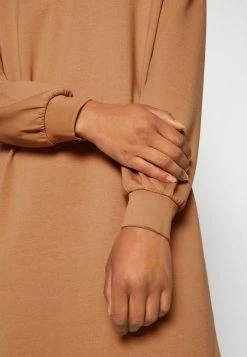 ONLY Tall ONLSCARLETT DRESS - Day Dress - Hazel -ONLY Tall Shop 370a416a9e7d4108be20345e6dfee395