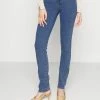 ONLY Tall ONLRAIN LIFE MID SLIM - Slim Fit Jeans - Medium Blue -ONLY Tall Shop 3a72c3a7aa704696a626511137c6299a