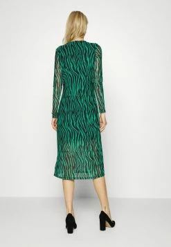 ONLY Tall ONLAMBER SLIT DRESS - Day Dress - Simply Green -ONLY Tall Shop 3e6b8c9e756d4e8c825f52fe83c69128
