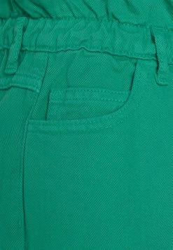 ONLY Tall ONLCUBA CRANK SLOUCHY - Relaxed Fit Jeans - Marine Green -ONLY Tall Shop 3f5a045b09dd4f3586ec9a1adb0c0a0c