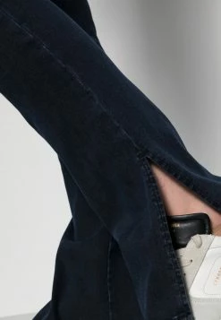 ONLY Tall LIFE MID FLARED SLIT - Slim Fit Jeans - Blue Black Denim -ONLY Tall Shop 4097f9595cda4a82a24c5ae33393c6ec