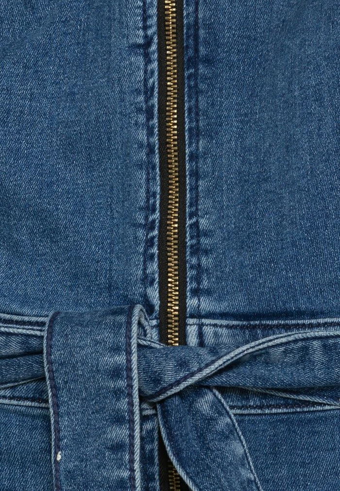 ONLY Tall ONLLAURA FLARED ZIP - Jumpsuit - Medium Blue Denim 5 ONLY Tall ONLLAURA FLARED ZIP - Jumpsuit - Medium Blue Denim - Image 3