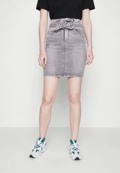 ONLY Tall ONLHUSH LIFE MID PAPERBAG SKIRT - Mini Skirt - Medium Grey Denim