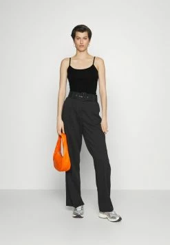 ONLY Tall ONLLOVE SINGLET 2 PACK - Top - White/black -ONLY Tall Shop 43bb1ab5b8b742e8a832e5732509a9a5