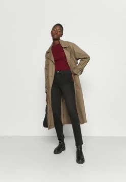 ONLY Tall ONLSU - Slim Fit Jeans - Black 10 ONLY Tall ONLSU - Slim Fit Jeans - Black -ONLY Tall Shop 4992cbe5ecca42f3a6b79bf9bd39b2f6