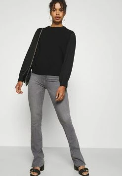 ONLY Tall ONLHUSH LIFE MID FLARED - Jeans Skinny Fit - Grey Denim -ONLY Tall Shop 58c954ad8b6e42f9836cae1b4b4186dd