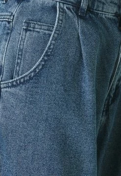 ONLY Tall ONLVERNA BALLOON - Relaxed Fit Jeans - Medium Blue Denim -ONLY Tall Shop 58dc4a0947d042ab97f5a68fb750ff2d