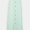 ONLY Tall ONLPELLA SKIRT - Maxi Skirt - Surf Spray Kendra Daisy -ONLY Tall Shop 5d46ea4970b34c579108d22e59203db2