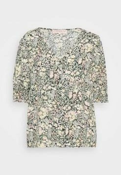 ONLY Tall ONLFREDERIKKE V NECK - Blouse - Cloud Dancer -ONLY Tall Shop 5f27b7be160e4292b9c8c208fd5dc164