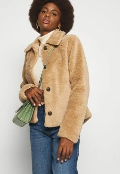 ONLY Tall ONLSOPHIE LIFE - Relaxed Fit Jeans - Medium Blue Denim -ONLY Tall Shop 60b7314c09e340c2a354c36330f75b56