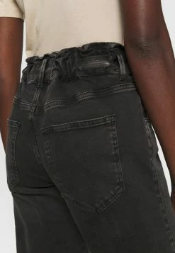 ONLY Tall ONLINC LU - Jeans Tapered Fit - Black Denim -ONLY Tall Shop 639b8ee2104a46129e2d1f5b36970aa7