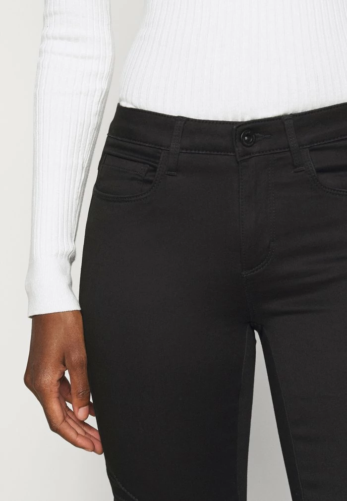 ONLY Tall ONLROYAL BIKER - Jeans Skinny Fit - Black 8 ONLY Tall ONLROYAL BIKER - Jeans Skinny Fit - Black - Image 6