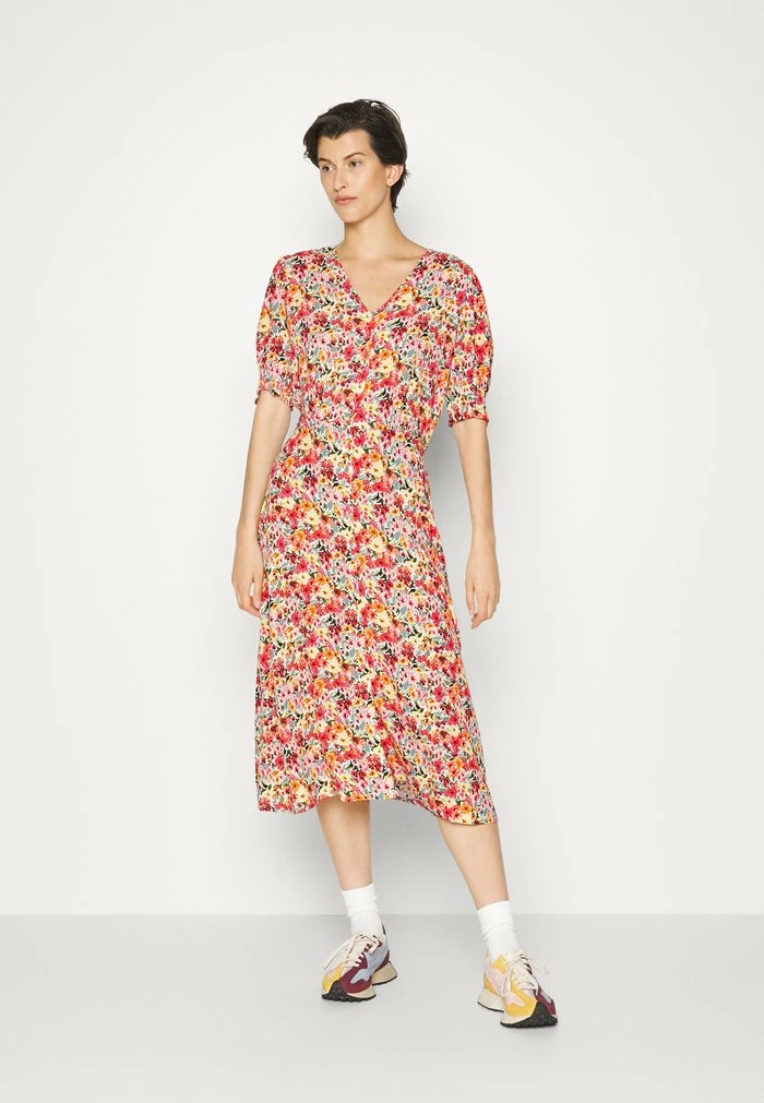 ONLY Tall ONLFREDERIKKE V NECK BELT DRESS - Day Dress - Cloud Dancer 3 ONLY Tall ONLFREDERIKKE V NECK BELT DRESS - Day Dress - Cloud Dancer