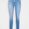 ONLY Tall ONLBLUSH LIFE - Jeans Skinny Fit - Light Blue Denim