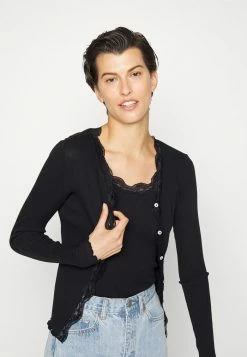 ONLY Tall ONLMICHELA LACE - Top - Black -ONLY Tall Shop 67a3568babba463e80ec124c4662e966